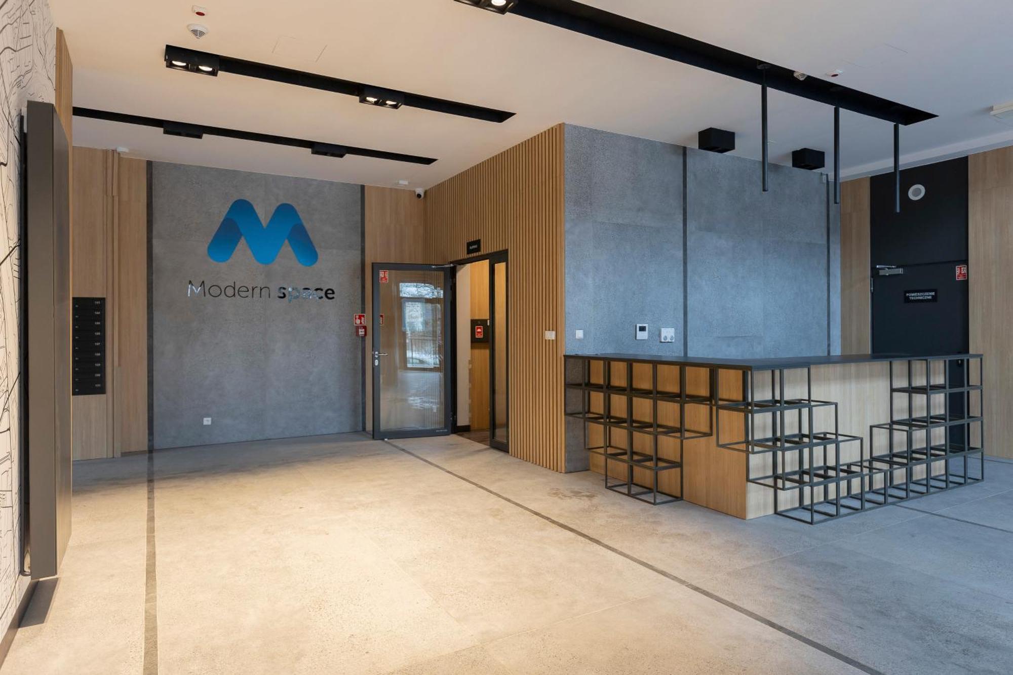 Modern Apartment With Balcony Near Aleje Jerozolimskie By Noclegi Renters วอร์ซอ ภายนอก รูปภาพ